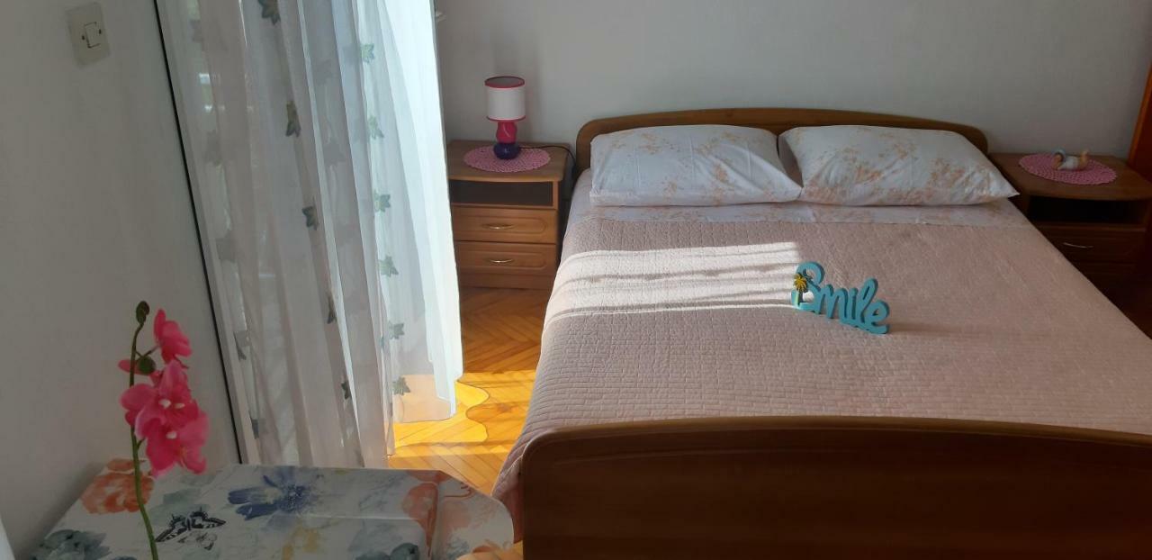 Lorena Apartma *