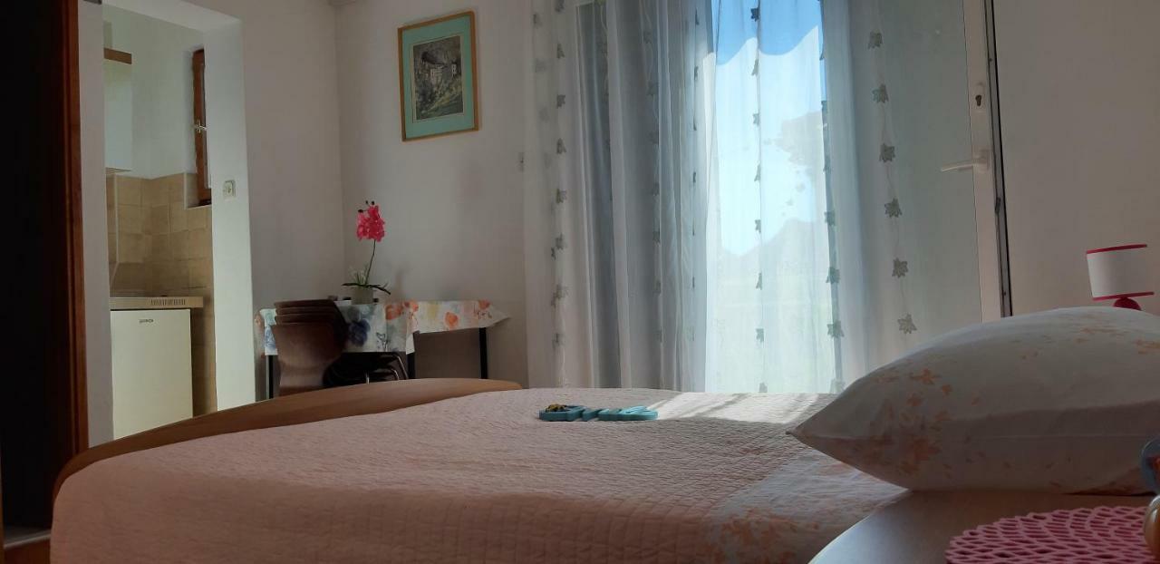 Apartma Lorena Stari Grad (Hvar)